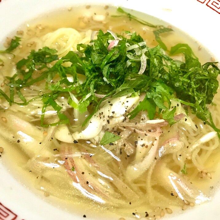 簡単☆香りと旨味！インスタントで夏塩ラーメン♫